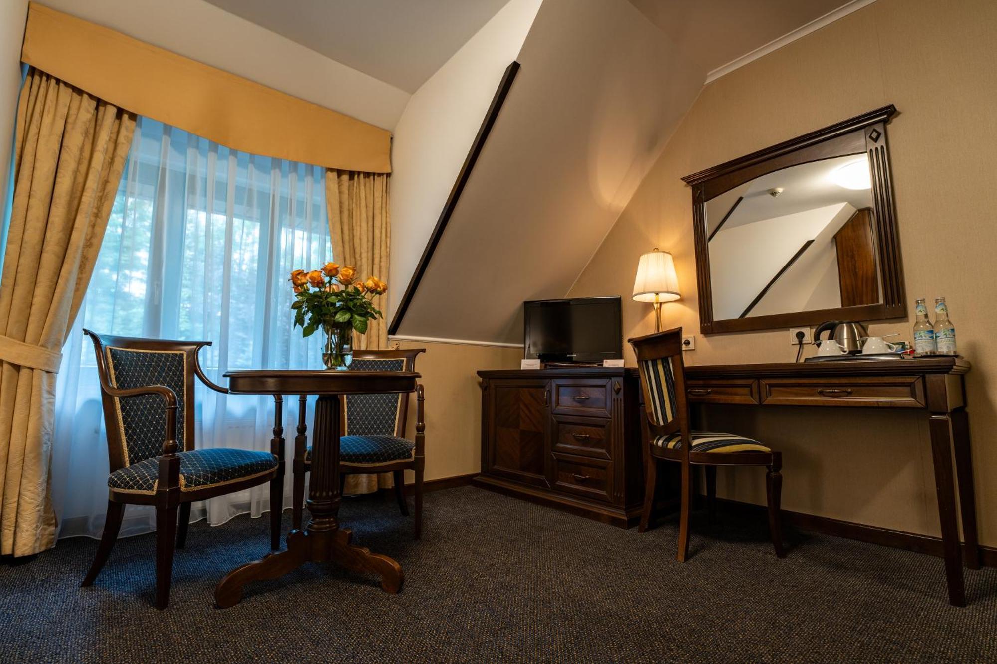 Hotel Grand Sal Wieliczka Exterior foto