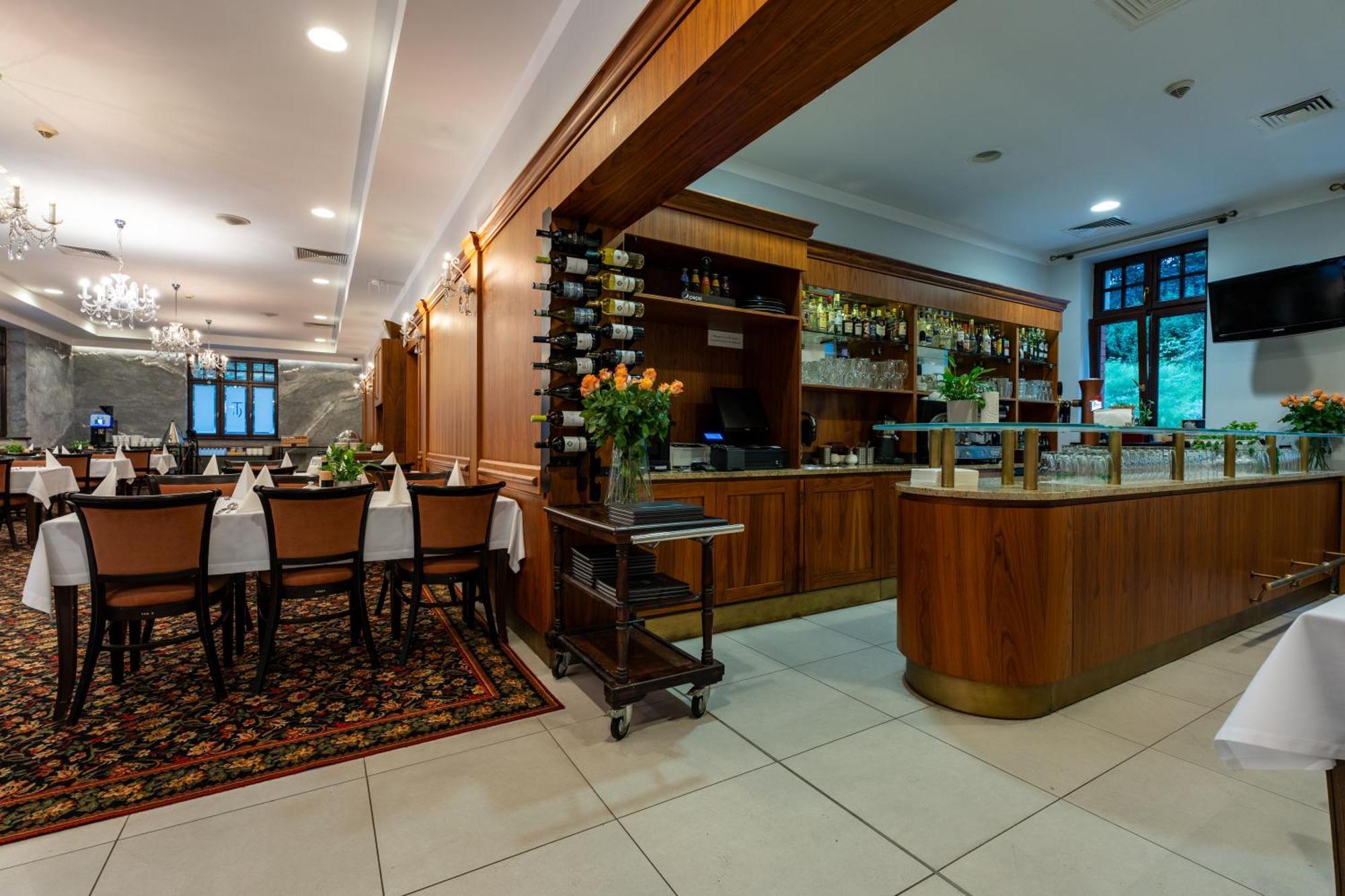 Hotel Grand Sal Wieliczka Exterior foto