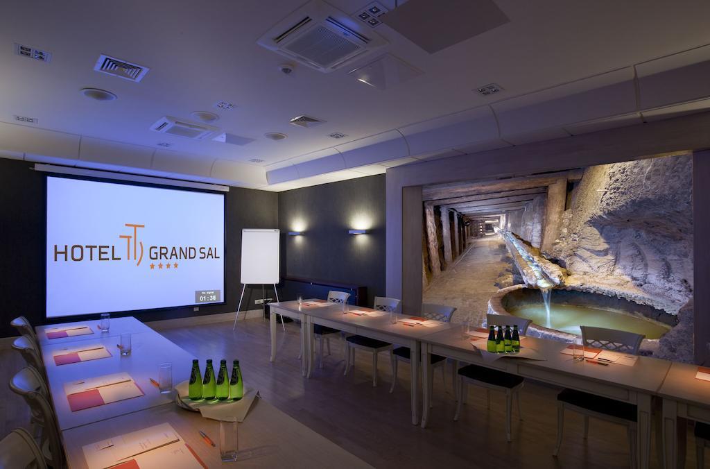 Hotel Grand Sal Wieliczka Exterior foto